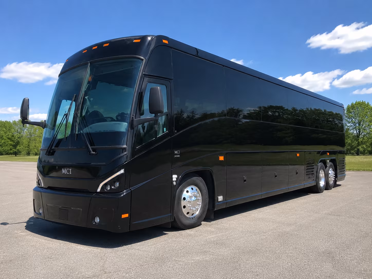 charter buses for trade show attendees arriving at lax or burbank