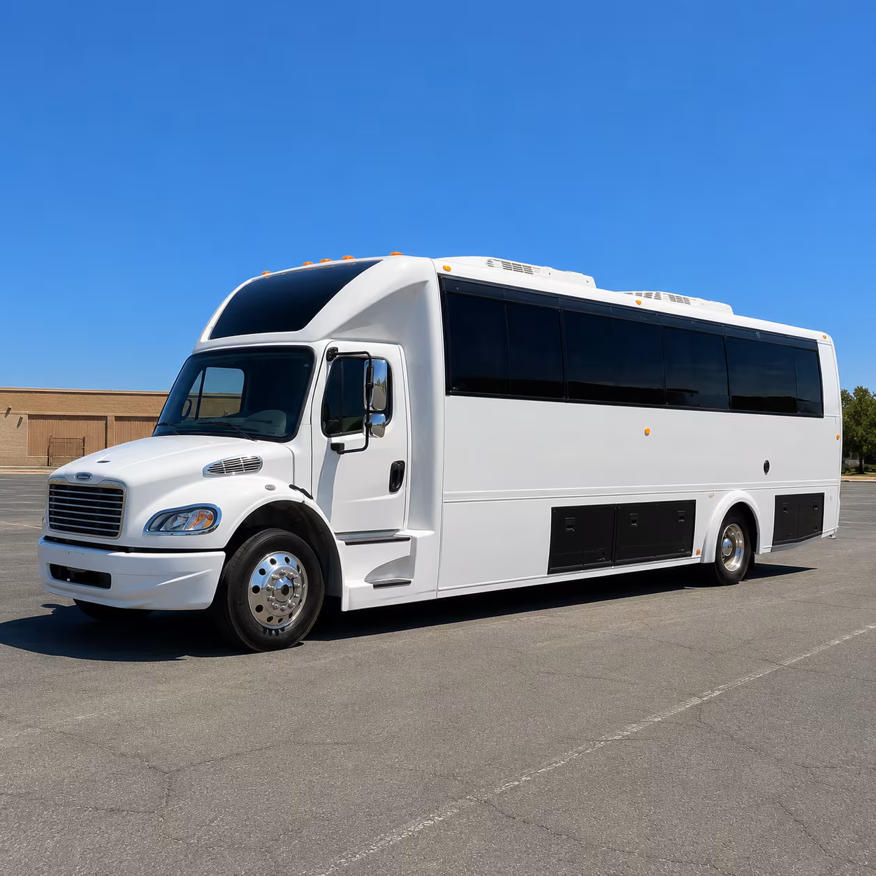 corporate group shuttles between oxnard and southern california airports