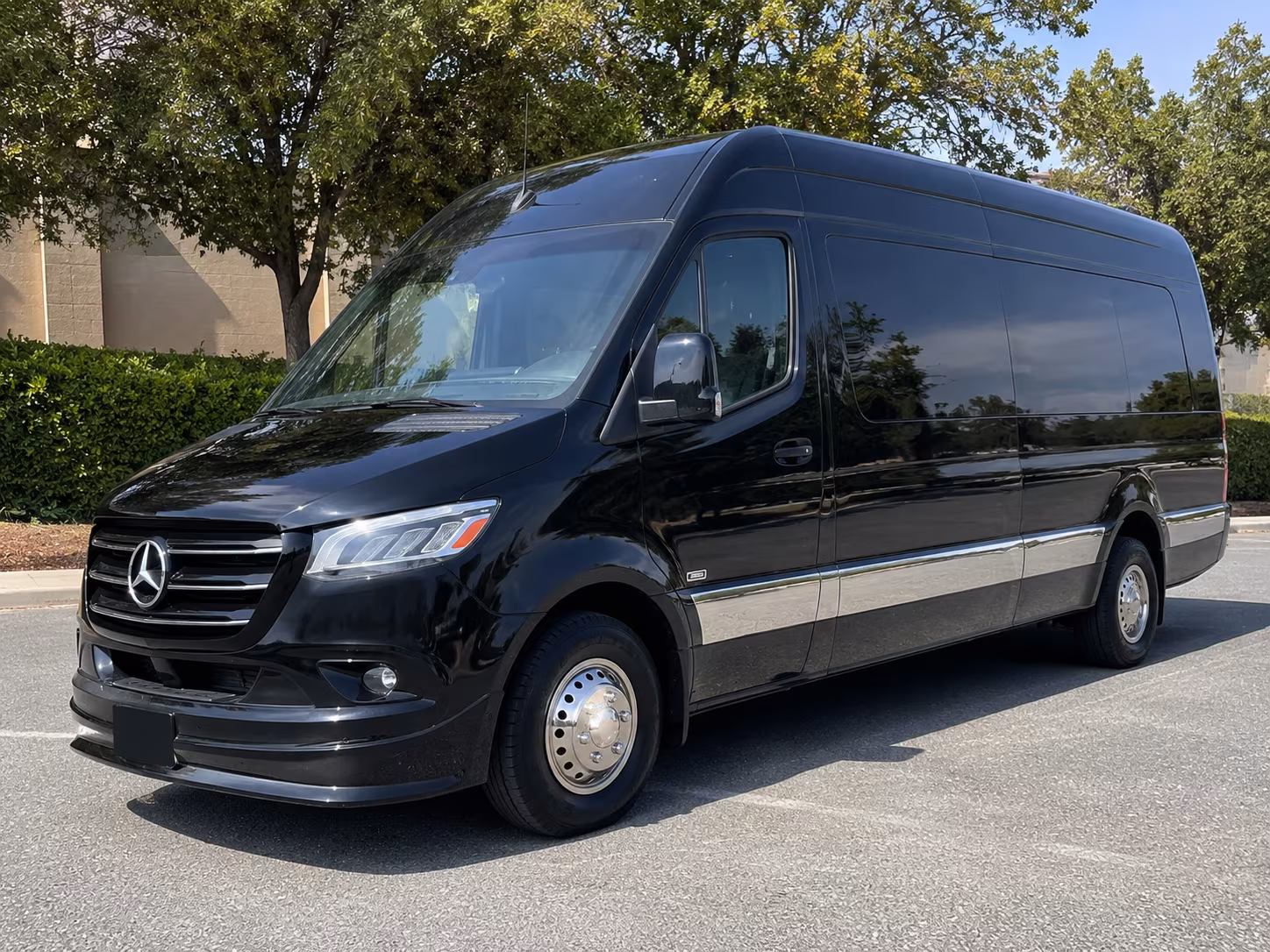 easily book transportation for your next concert or music festival 2