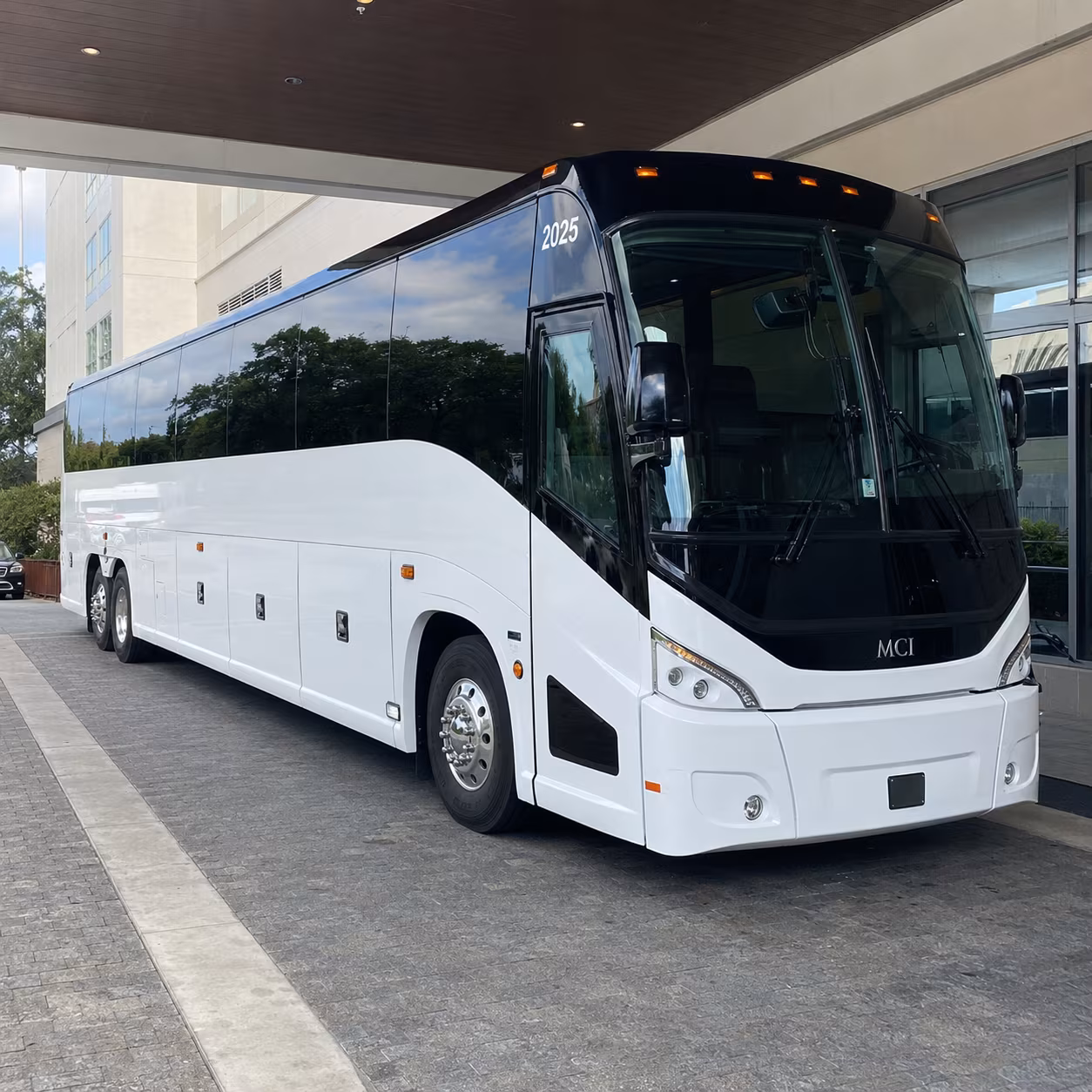 oxnard 54 passenger charter bus
