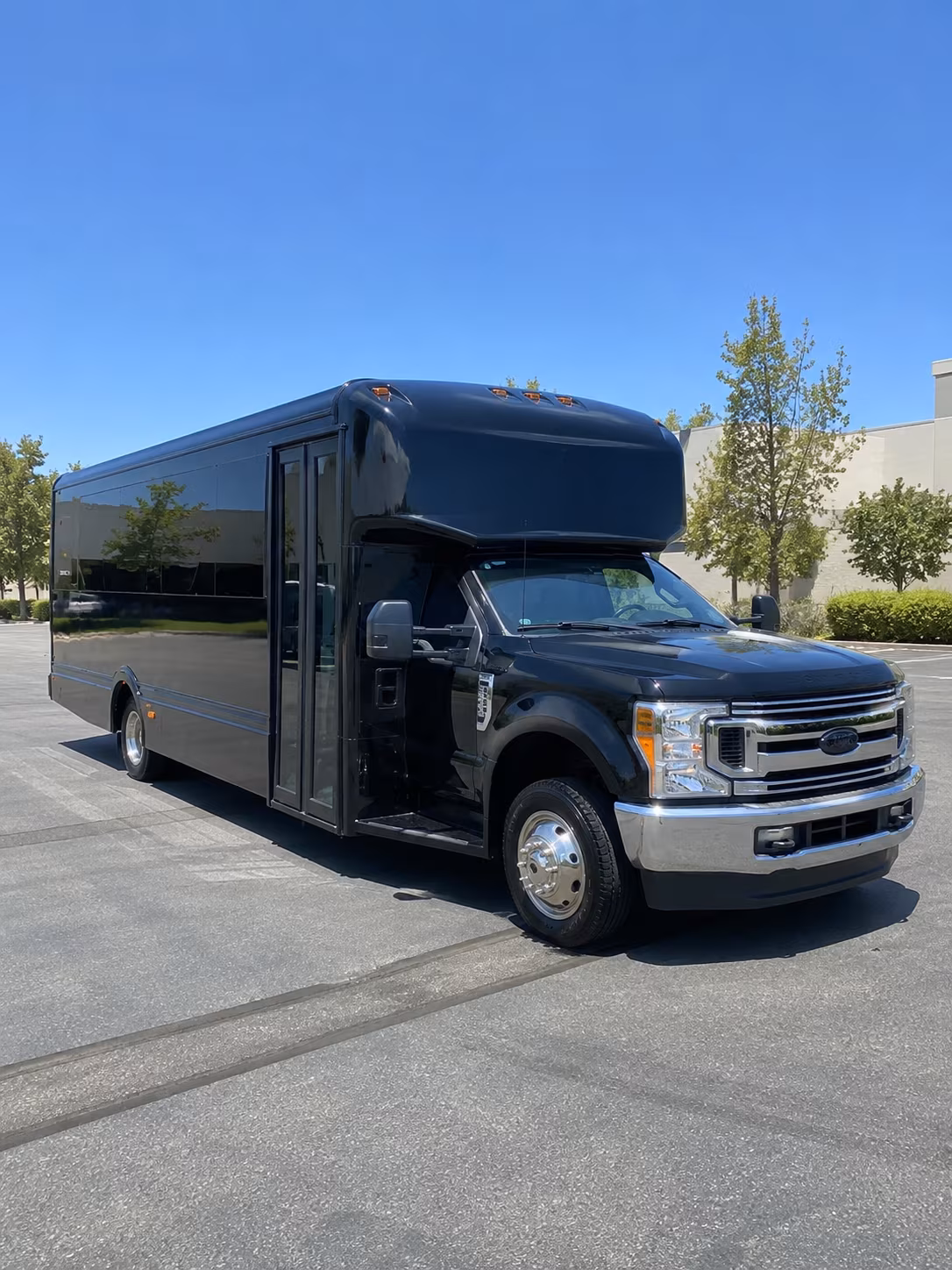 oxnard holiday party bus rental