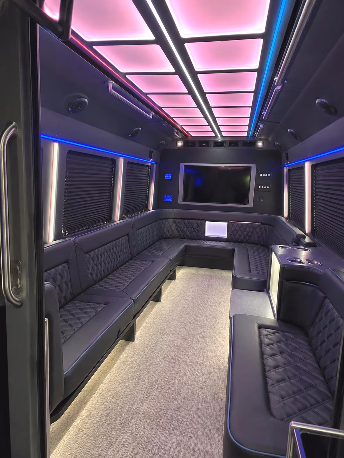 party buses for bachelorette wine tours around ventura county